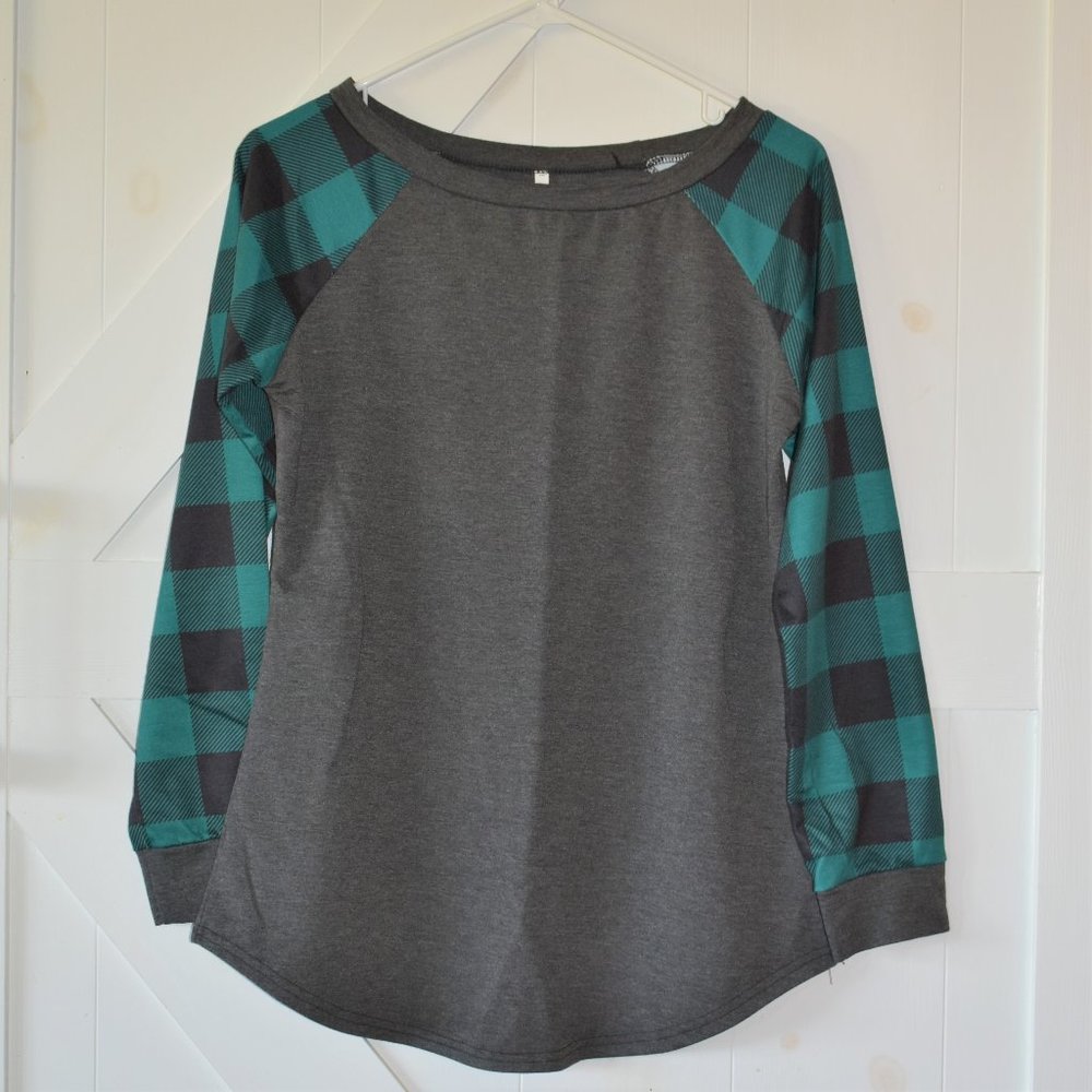 Buffalo check long sleeve baseball raglan teal green black grey size S